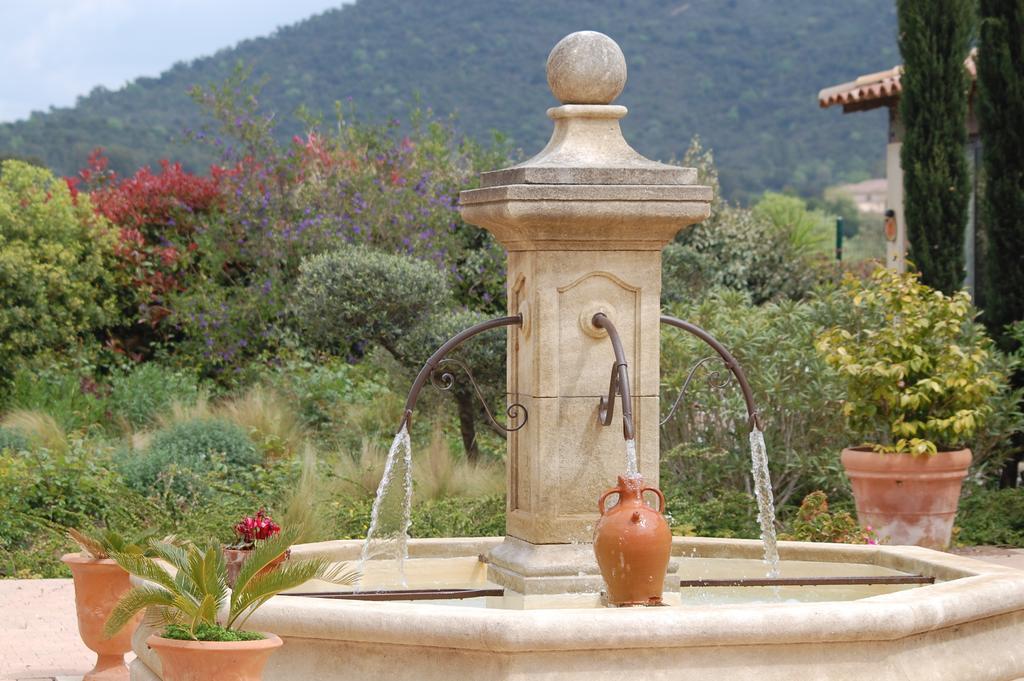 Chateau De La Clapiere Hyères الغرفة الصورة